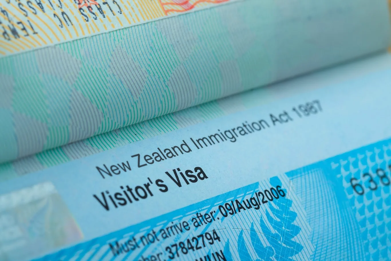 Kinh Nghiệm Xin Visa Du Lịch New Zealand Nộp Online Từ Malaysia